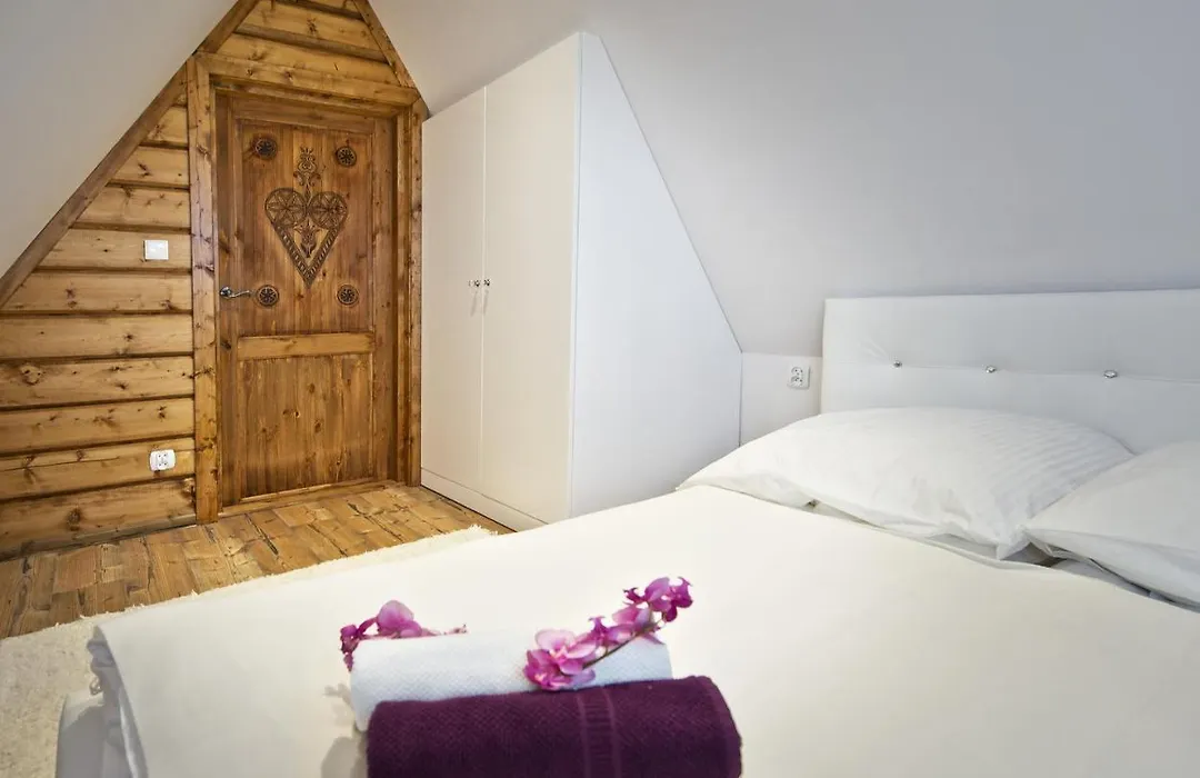 Apartament Bajkowy&Dwupoziomowy Krzesany-1